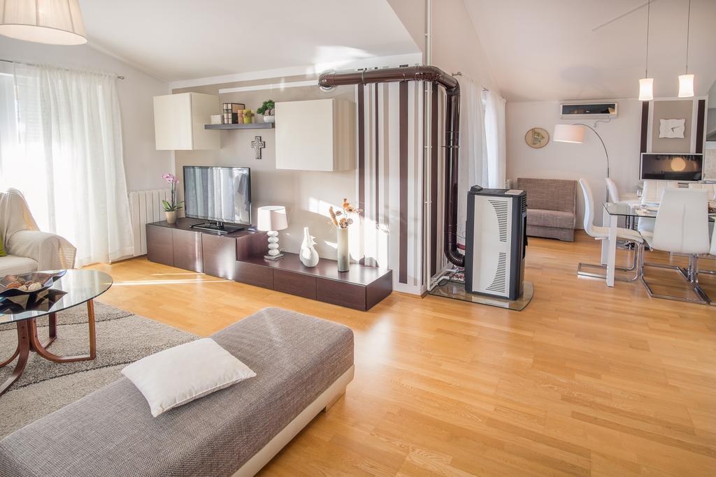 Apartment Ivana 2435 Малинска Экстерьер фото
